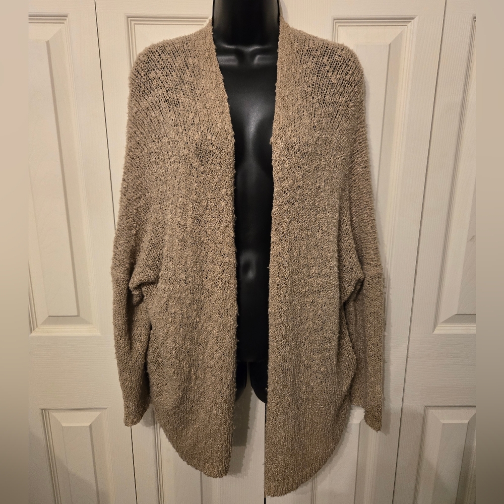 👏3 for $20👏Olivaceous Sweater Size L